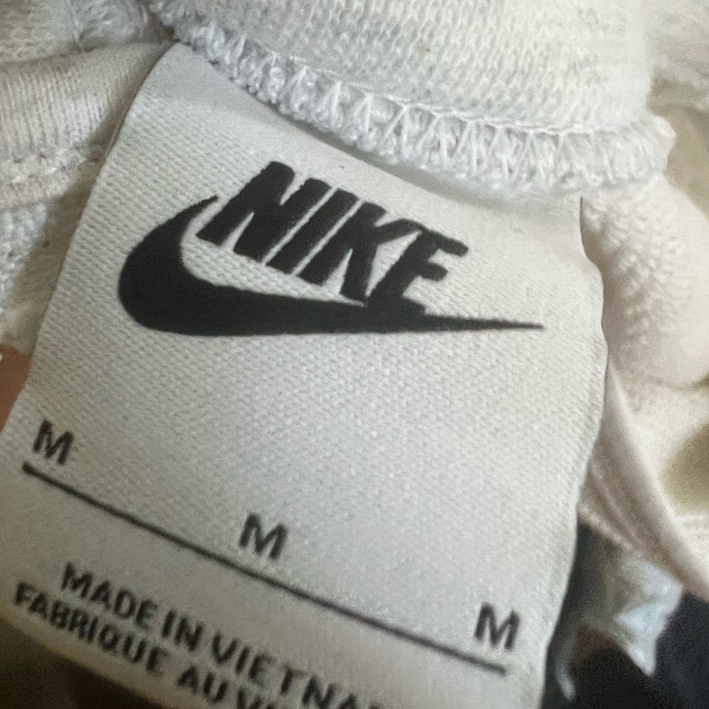 Nike Crop Sleeveless Half-Zip Top in Light Gray Heather - Picture 4 of 4